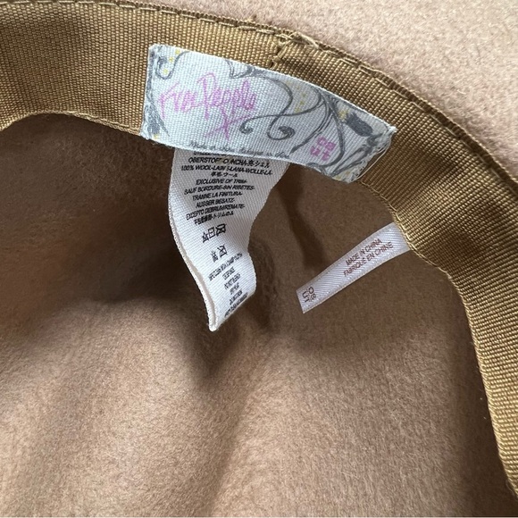 Free People 100% Wool Fedora Hat in Camel/Tan - Picture 6 of 8